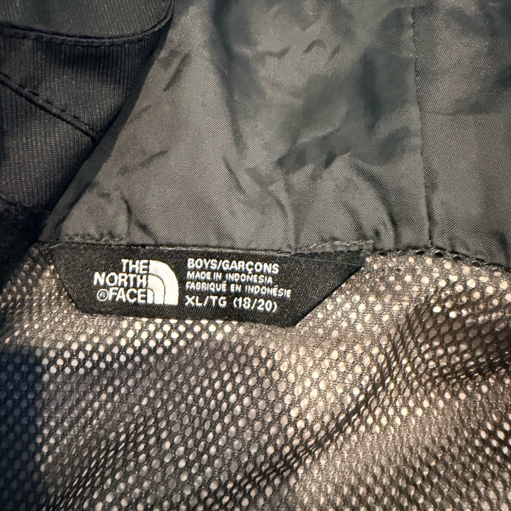The North Face Kids' XL Charcoal and Black Hyvent jacket - Picture 3 of 10